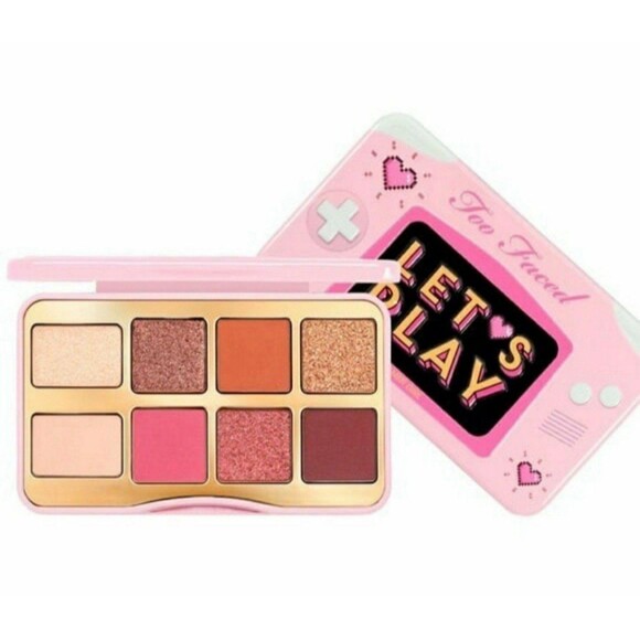 TOO FACED LET'S PLAY EYESHADOW PALETTE - Picture 3 of 7